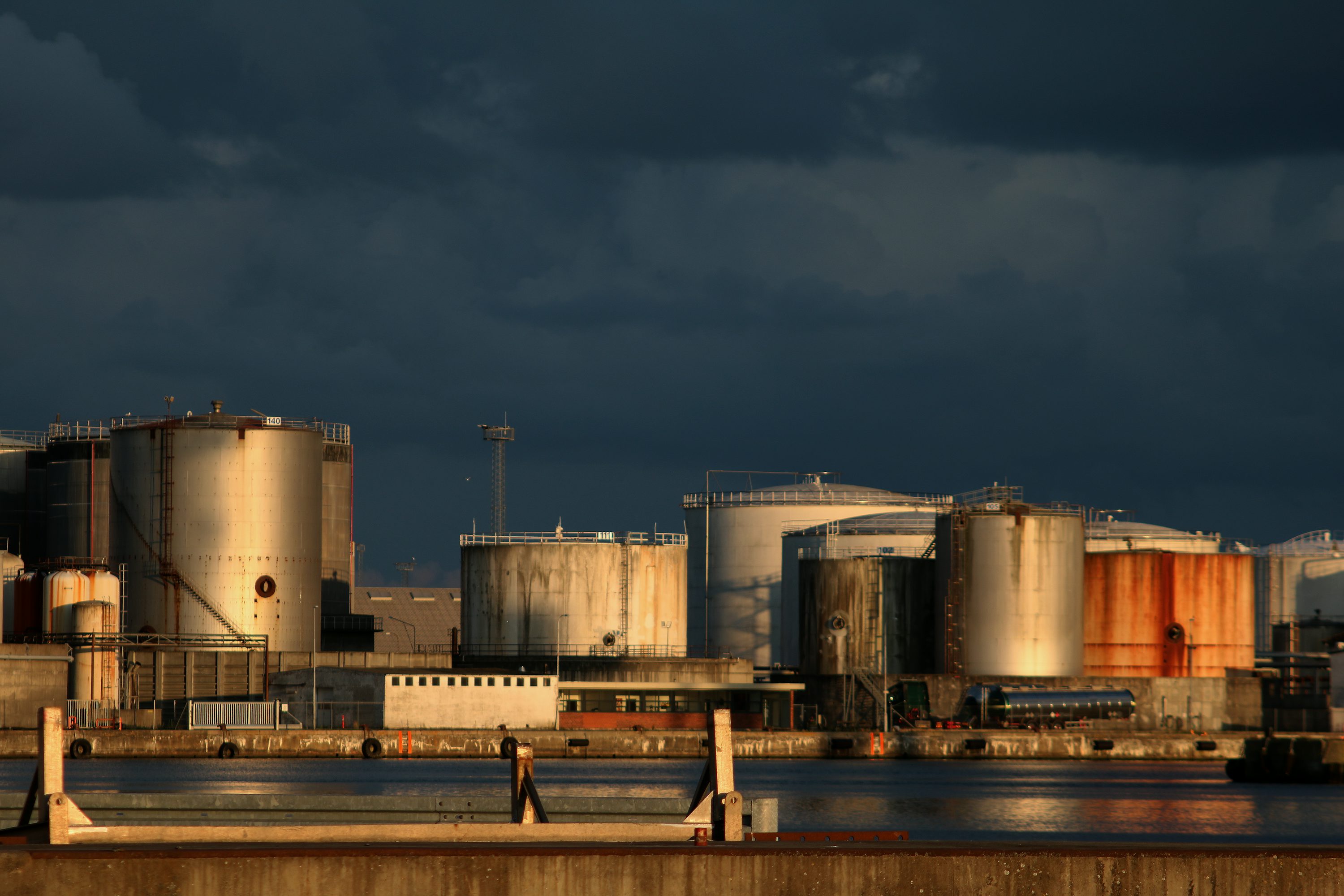 Kossan Petroleum Value-Added Services